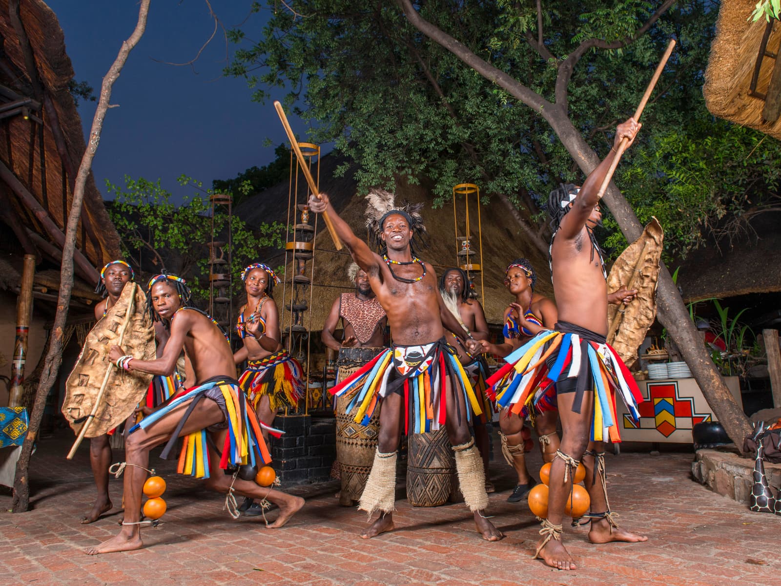 Boma Dinner & Drum Show